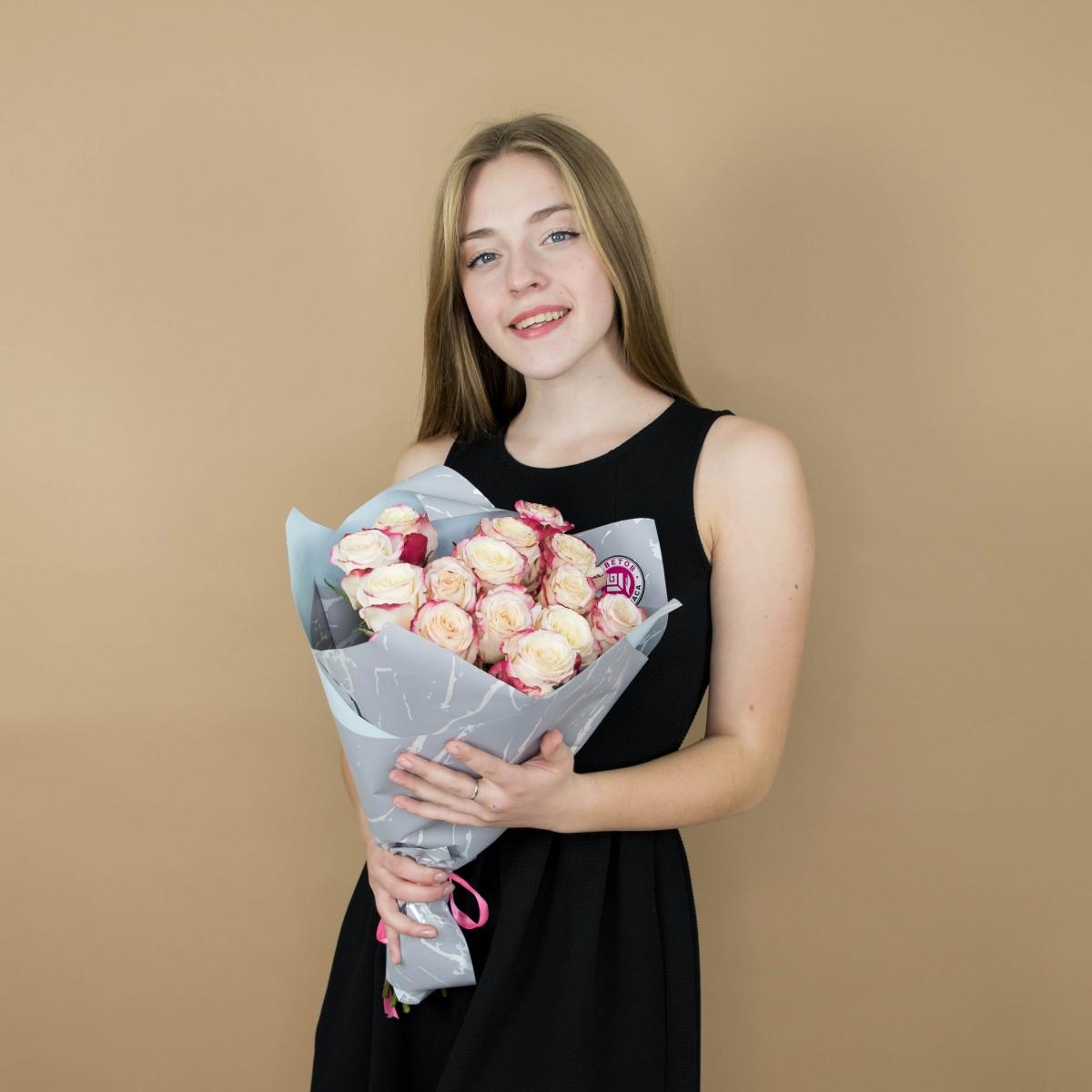 Розы красно-белые 15 шт 40 см (Эквадор) (Артикул  92928)