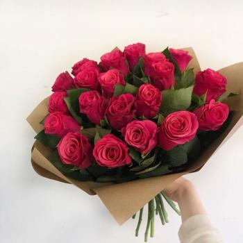 21 роза Кения (40 см)