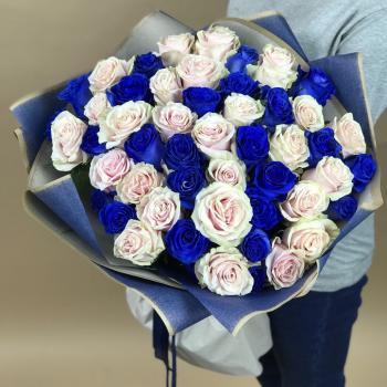 Белая и Синяя Роза 51шт 70см (Эквадор) Артикул: 120736